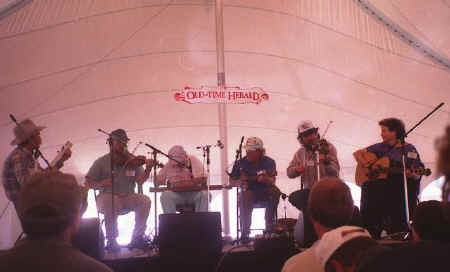 fmsb95_group8.jpg (47016 bytes)