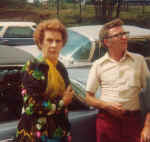 saracarter2_mc.jpg (58643 bytes)