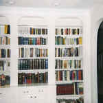 cabinets3.jpg (26094 bytes)